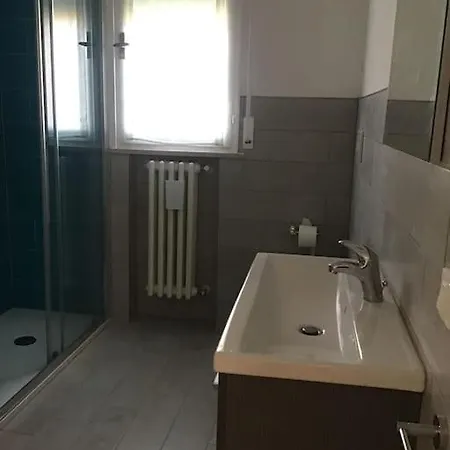 Cute 100 Mt From The Beach! *