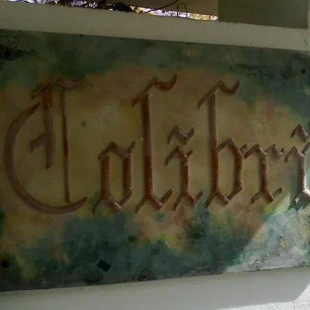 Cute 100 Mt From The Beach! *