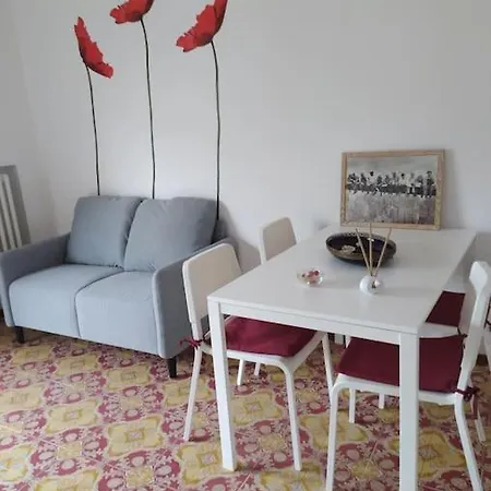 Cute 100 Mt From The Beach! Apartament