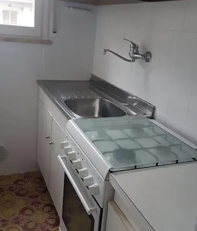 Cute 100 Mt From The Beach! *